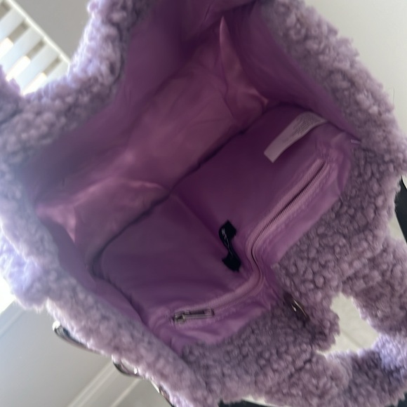 Art Class Crossbody Bag - Picture 5 of 7